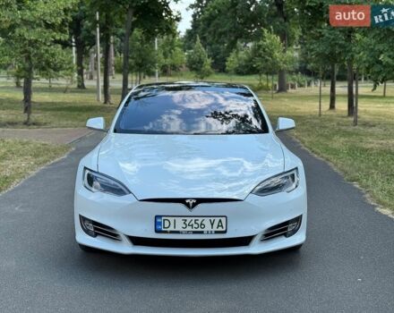 Білий Тесла Модель С, об'ємом двигуна 0 л та пробігом 137 тис. км за 18900 $, фото 1 на Automoto.ua