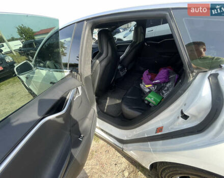 Белый Тесла Модель С, объемом двигателя 0 л и пробегом 189 тыс. км за 16500 $, фото 14 на Automoto.ua