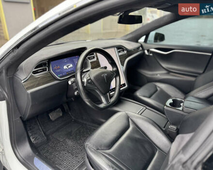 Білий Тесла Модель С, об'ємом двигуна 0 л та пробігом 134 тис. км за 15850 $, фото 11 на Automoto.ua