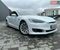 Белый Тесла Модель С, объемом двигателя 0 л и пробегом 136 тыс. км за 16000 $, фото 1 на Automoto.ua