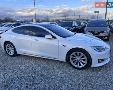 Тесла Модель С 2016 у Івано-Франківську на Automoto.ua Білий Тесла Модель С, об'ємом двигуна 0 л та пробігом 182 тис. км за 16500 $, фото 16 на Automoto.ua