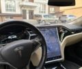 Белый Тесла Модель С, объемом двигателя 0 л и пробегом 200 тыс. км за 13033 $, фото 4 на Automoto.ua
