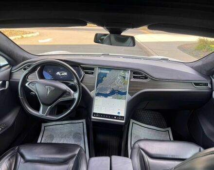 Белый Тесла Модель С, объемом двигателя 0 л и пробегом 71 тыс. км за 8700 $, фото 9 на Automoto.ua