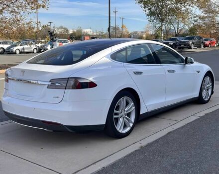Белый Тесла Модель С, объемом двигателя 0 л и пробегом 71 тыс. км за 8700 $, фото 4 на Automoto.ua