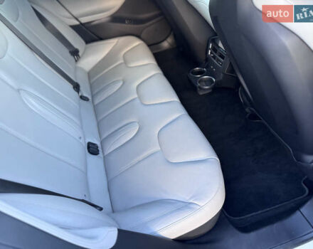 Тесла Модель С 2016 у Івано-Франківську на Automoto.ua Білий Тесла Модель С, об'ємом двигуна 0 л та пробігом 182 тис. км за 16500 $, фото 33 на Automoto.ua