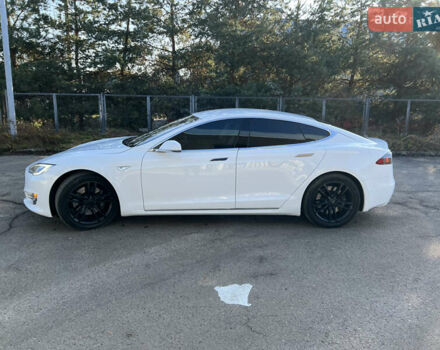 Белый Тесла Модель С, объемом двигателя 0 л и пробегом 171 тыс. км за 16600 $, фото 12 на Automoto.ua