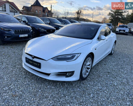 Тесла Модель С 2016 у Івано-Франківську на Automoto.ua Білий Тесла Модель С, об'ємом двигуна 0 л та пробігом 182 тис. км за 16500 $, фото 2 на Automoto.ua