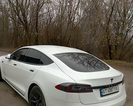 Белый Тесла Модель С, объемом двигателя 0 л и пробегом 136 тыс. км за 14900 $, фото 3 на Automoto.ua