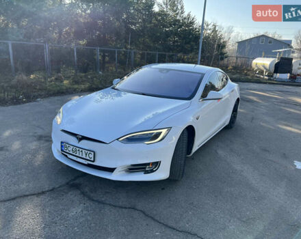 Белый Тесла Модель С, объемом двигателя 0 л и пробегом 171 тыс. км за 16600 $, фото 11 на Automoto.ua