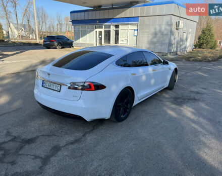 Белый Тесла Модель С, объемом двигателя 0 л и пробегом 171 тыс. км за 16600 $, фото 14 на Automoto.ua