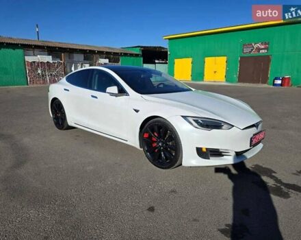 Білий Тесла Модель С, об'ємом двигуна 0 л та пробігом 165 тис. км за 19500 $, фото 4 на Automoto.ua