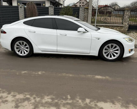 Білий Тесла Модель С, об'ємом двигуна 0 л та пробігом 137 тис. км за 14900 $, фото 5 на Automoto.ua