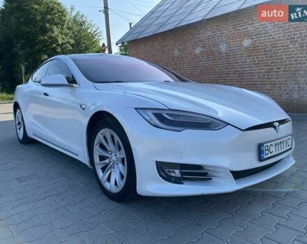 Білий Тесла Модель С, об'ємом двигуна 0 л та пробігом 120 тис. км за 18600 $, фото 3 на Automoto.ua