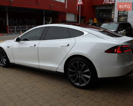 Тесла Модель С 2016 у Львові на Automoto.ua Білий Тесла Модель С, об'ємом двигуна 0 л та пробігом 86 тис. км за 20900 $, фото 8 на Automoto.ua