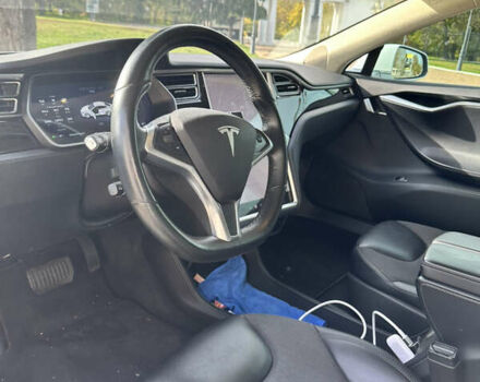 Белый Тесла Модель С, объемом двигателя 0 л и пробегом 105 тыс. км за 13700 $, фото 9 на Automoto.ua