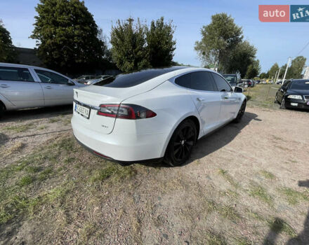 Белый Тесла Модель С, объемом двигателя 0 л и пробегом 189 тыс. км за 16500 $, фото 6 на Automoto.ua