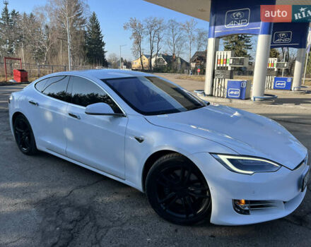 Белый Тесла Модель С, объемом двигателя 0 л и пробегом 171 тыс. км за 16600 $, фото 9 на Automoto.ua