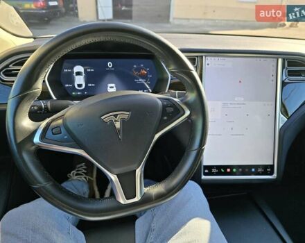 Білий Тесла Модель С, об'ємом двигуна 0 л та пробігом 165 тис. км за 17000 $, фото 9 на Automoto.ua
