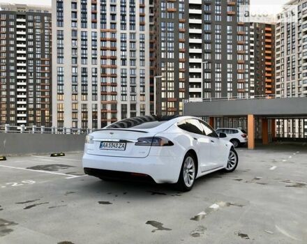 Білий Тесла Модель С, об'ємом двигуна 0 л та пробігом 111 тис. км за 25800 $, фото 3 на Automoto.ua