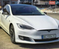 Белый Тесла Модель С, объемом двигателя 0 л и пробегом 218 тыс. км за 14999 $, фото 1 на Automoto.ua