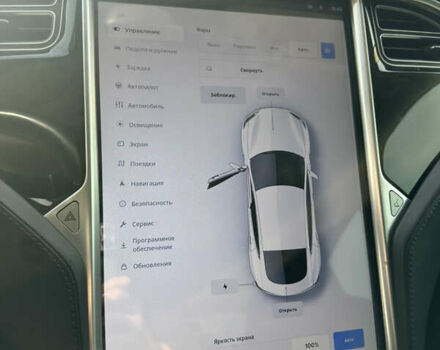 Білий Тесла Модель С, об'ємом двигуна 0 л та пробігом 105 тис. км за 15900 $, фото 14 на Automoto.ua