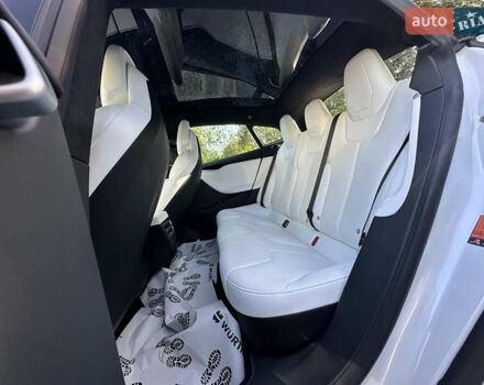 Белый Тесла Модель С, объемом двигателя 0 л и пробегом 99 тыс. км за 24500 $, фото 12 на Automoto.ua