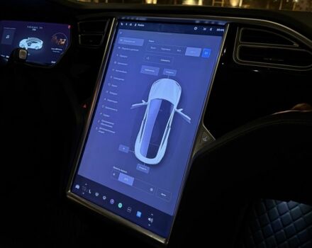 Белый Тесла Модель С, объемом двигателя 0 л и пробегом 218 тыс. км за 17000 $, фото 21 на Automoto.ua