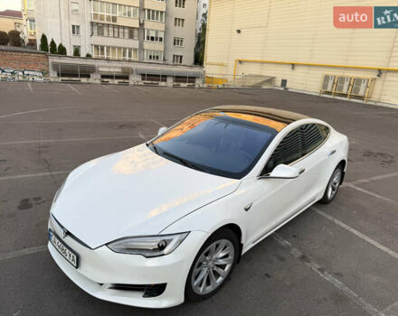 Білий Тесла Модель С, об'ємом двигуна 0 л та пробігом 130 тис. км за 21700 $, фото 13 на Automoto.ua