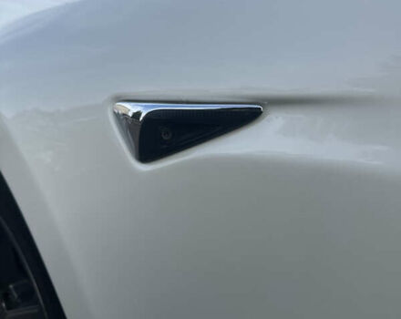 Білий Тесла Модель С, об'ємом двигуна 0 л та пробігом 75 тис. км за 15900 $, фото 12 на Automoto.ua