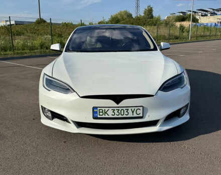 Білий Тесла Модель С, об'ємом двигуна 0 л та пробігом 131 тис. км за 22200 $, фото 4 на Automoto.ua