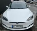 Белый Тесла Модель С, объемом двигателя 0 л и пробегом 198 тыс. км за 15945 $, фото 1 на Automoto.ua