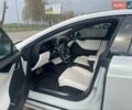 Белый Тесла Модель С, объемом двигателя 0 л и пробегом 100 тыс. км за 21999 $, фото 6 на Automoto.ua