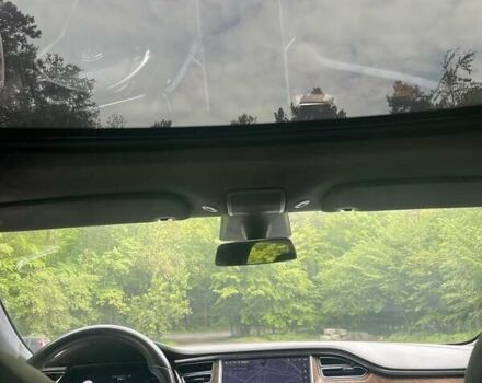 Белый Тесла Модель С, объемом двигателя 0 л и пробегом 90 тыс. км за 18000 $, фото 7 на Automoto.ua