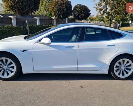 Белый Тесла Модель С, объемом двигателя 0 л и пробегом 160 тыс. км за 22999 $, фото 2 на Automoto.ua