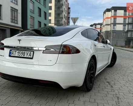 Белый Тесла Модель С, объемом двигателя 0 л и пробегом 102 тыс. км за 17990 $, фото 28 на Automoto.ua