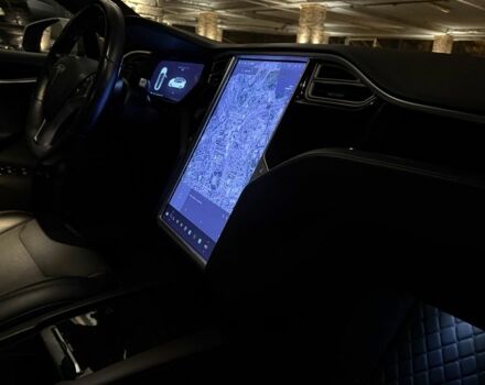 Белый Тесла Модель С, объемом двигателя 0 л и пробегом 218 тыс. км за 17000 $, фото 18 на Automoto.ua