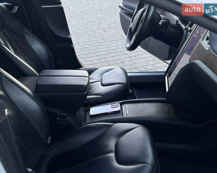 Білий Тесла Модель С, об'ємом двигуна 0 л та пробігом 130 тис. км за 21700 $, фото 15 на Automoto.ua