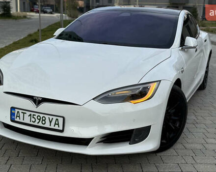 Белый Тесла Модель С, объемом двигателя 0 л и пробегом 102 тыс. км за 17990 $, фото 9 на Automoto.ua