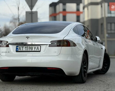 Белый Тесла Модель С, объемом двигателя 0 л и пробегом 102 тыс. км за 17990 $, фото 18 на Automoto.ua