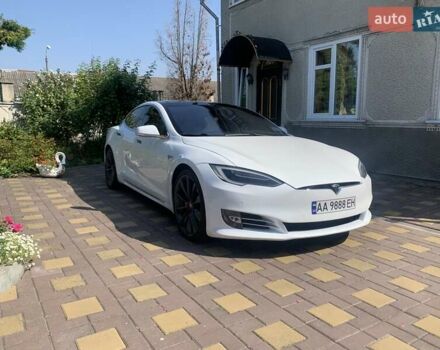 Белый Тесла Модель С, объемом двигателя 0 л и пробегом 84 тыс. км за 31500 $, фото 16 на Automoto.ua