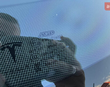 Белый Тесла Модель С, объемом двигателя 0 л и пробегом 192 тыс. км за 17600 $, фото 47 на Automoto.ua
