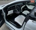 Білий Тесла Модель С, об'ємом двигуна 0 л та пробігом 106 тис. км за 21999 $, фото 28 на Automoto.ua
