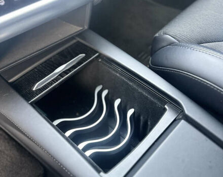 Білий Тесла Модель С, об'ємом двигуна 0 л та пробігом 75 тис. км за 15900 $, фото 9 на Automoto.ua