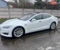 Белый Тесла Модель С, объемом двигателя 0 л и пробегом 275 тыс. км за 15200 $, фото 1 на Automoto.ua