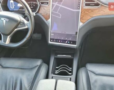 Белый Тесла Модель С, объемом двигателя 0 л и пробегом 160 тыс. км за 22999 $, фото 14 на Automoto.ua