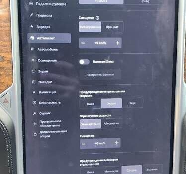 Білий Тесла Модель С, об'ємом двигуна 0 л та пробігом 156 тис. км за 22000 $, фото 36 на Automoto.ua