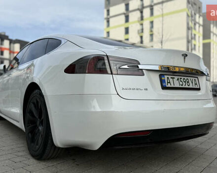 Белый Тесла Модель С, объемом двигателя 0 л и пробегом 102 тыс. км за 17990 $, фото 25 на Automoto.ua