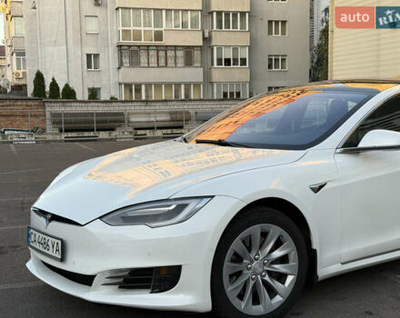 Білий Тесла Модель С, об'ємом двигуна 0 л та пробігом 130 тис. км за 21700 $, фото 11 на Automoto.ua