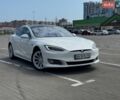 Белый Тесла Модель С, объемом двигателя 0 л и пробегом 112 тыс. км за 24000 $, фото 1 на Automoto.ua