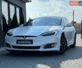 Белый Тесла Модель С, объемом двигателя 0 л и пробегом 153 тыс. км за 17500 $, фото 2 на Automoto.ua